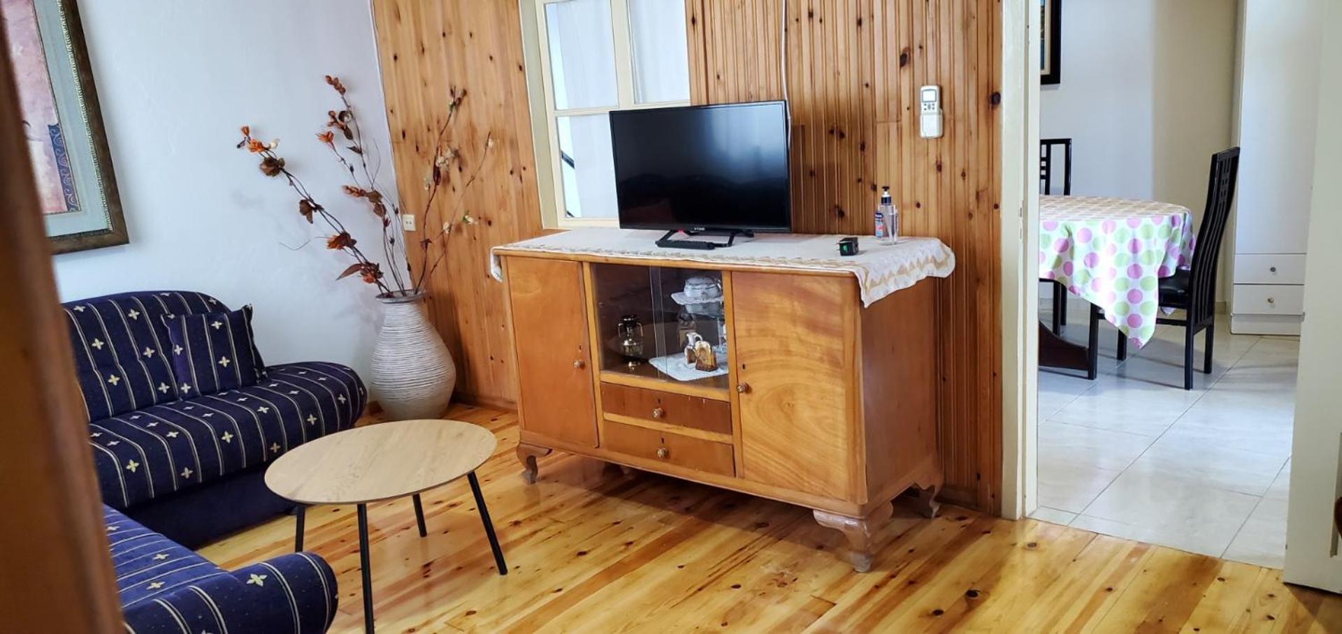 Angelinas House Hotel Глоса Екстериор снимка